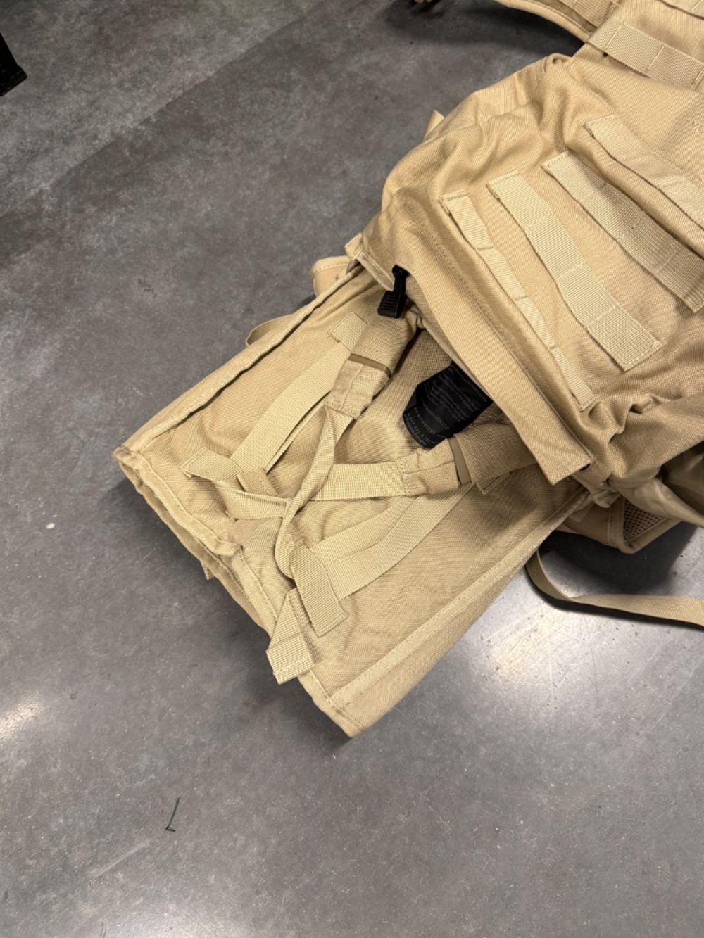 Eberlestock Rifle Pack, Tan - Picture 8 of 9